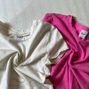 TNA Chill Ortiz Cropped Tee